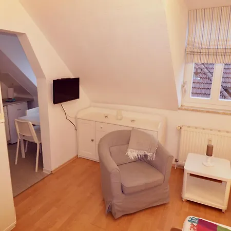 Ahlbeck, Schloss Hohenzollern Schlosszimmerchen Villa *