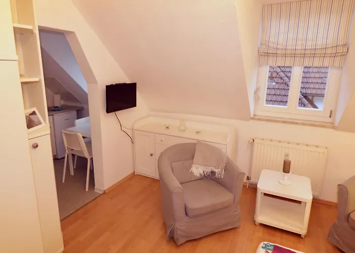 Ahlbeck, Schloss Hohenzollern Schlosszimmerchen Villa *